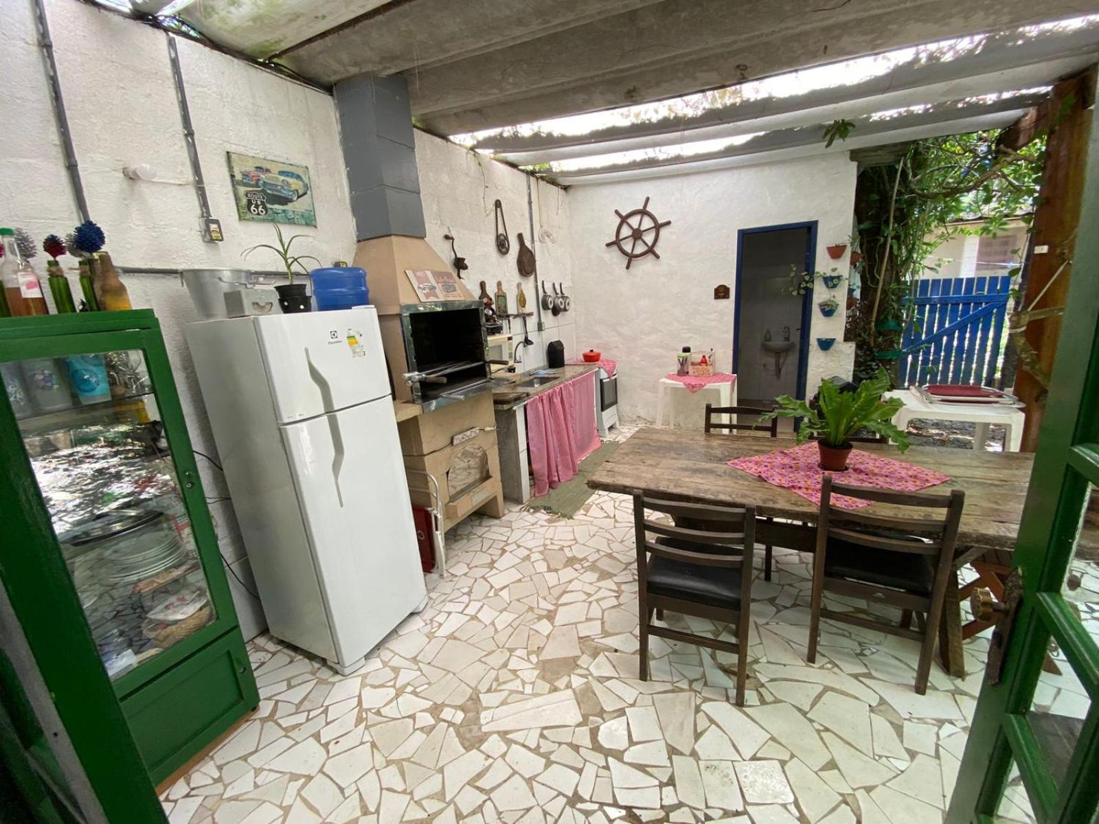 Chalé Privativo à beira do rio Jaguareguava na Mata Atlântica em Bertioga SP Vila Exterior foto